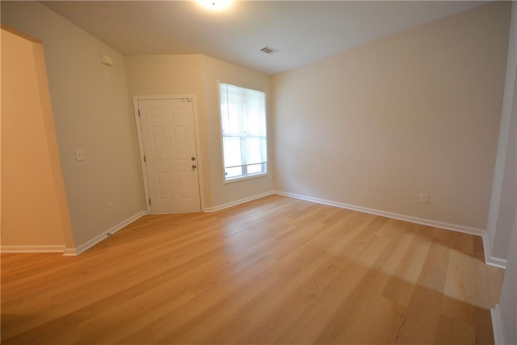 1550 Persimmon Trace Property Photo 13
