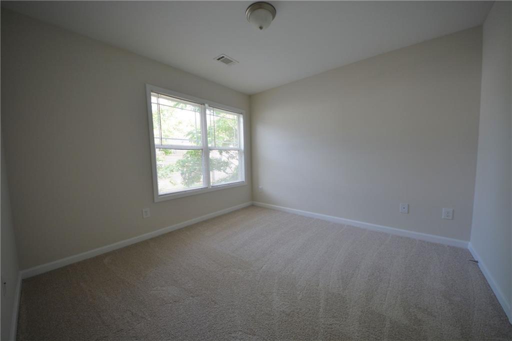 1550 Persimmon Trace Property Photo 36