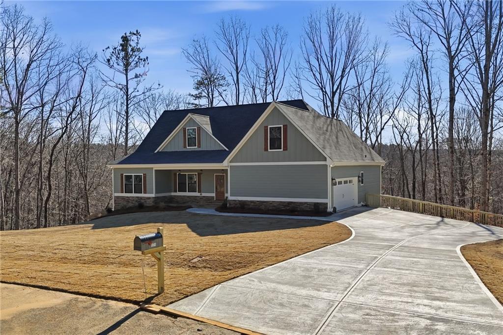 176 Windsor Way Property Photo 4