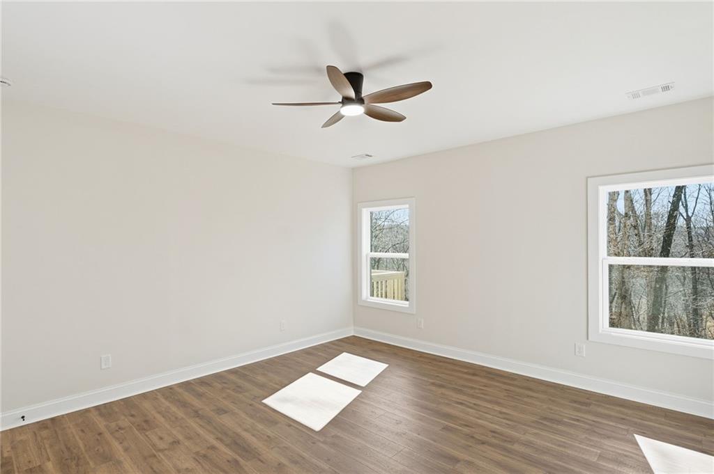 176 Windsor Way Property Photo 24