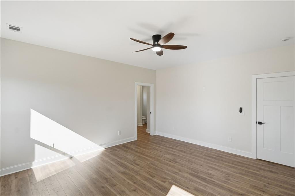 176 Windsor Way Property Photo 25