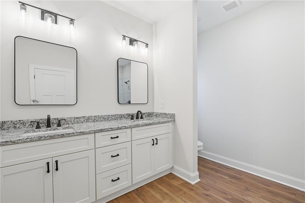 176 Windsor Way Property Photo 26