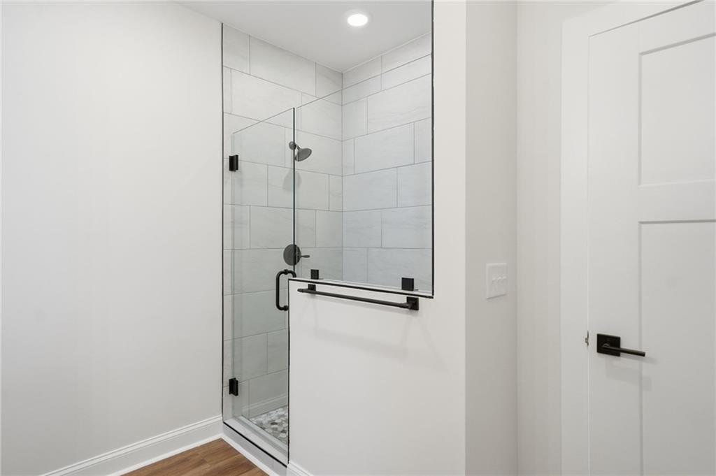176 Windsor Way Property Photo 27