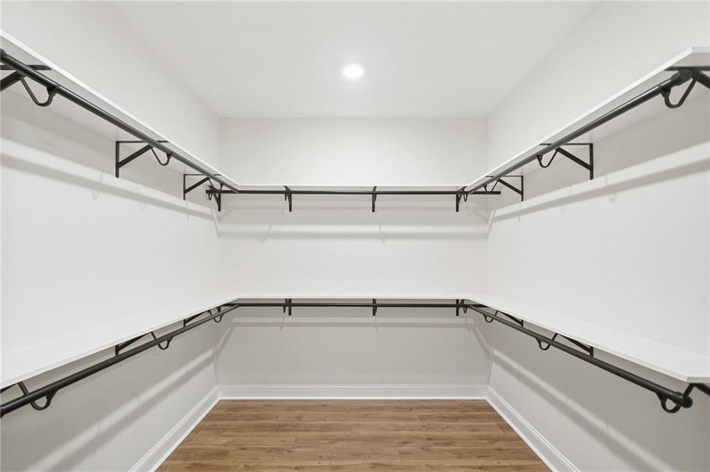 176 Windsor Way Property Photo 33