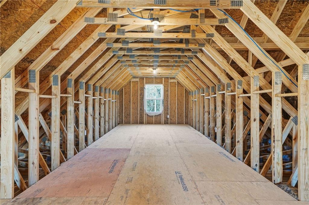 176 Windsor Way Property Photo 42