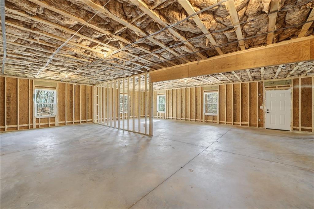 176 Windsor Way Property Photo 46