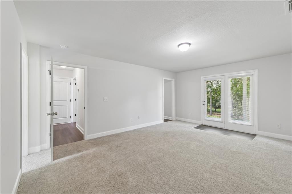 410 Redtail Road Property Photo 10