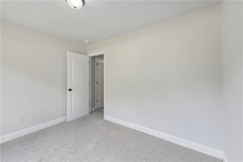 410 Redtail Road Property Photo 13