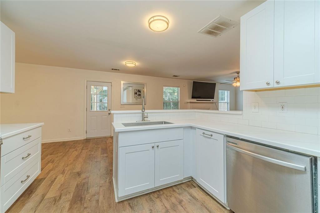 207 Belmont Drive Property Photo 11