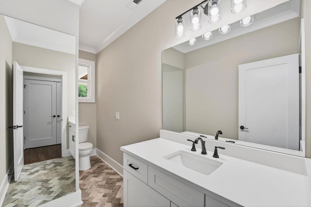 924 Browning Road Property Photo 40