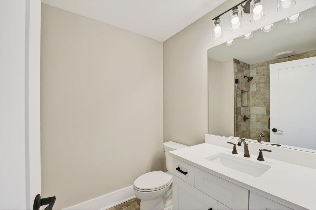 924 Browning Road Property Photo 47