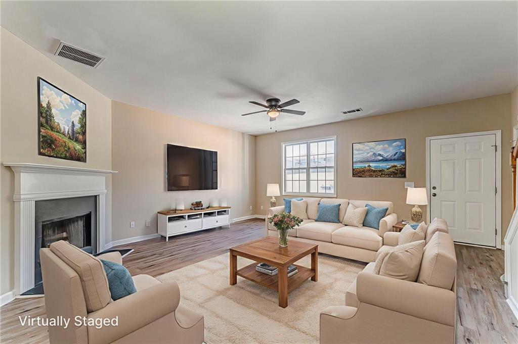 209 Enterprise Path Property Photo 3