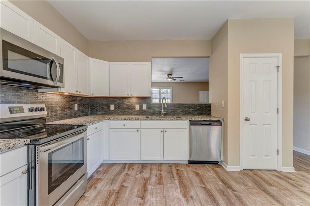 209 Enterprise Path Property Photo 4