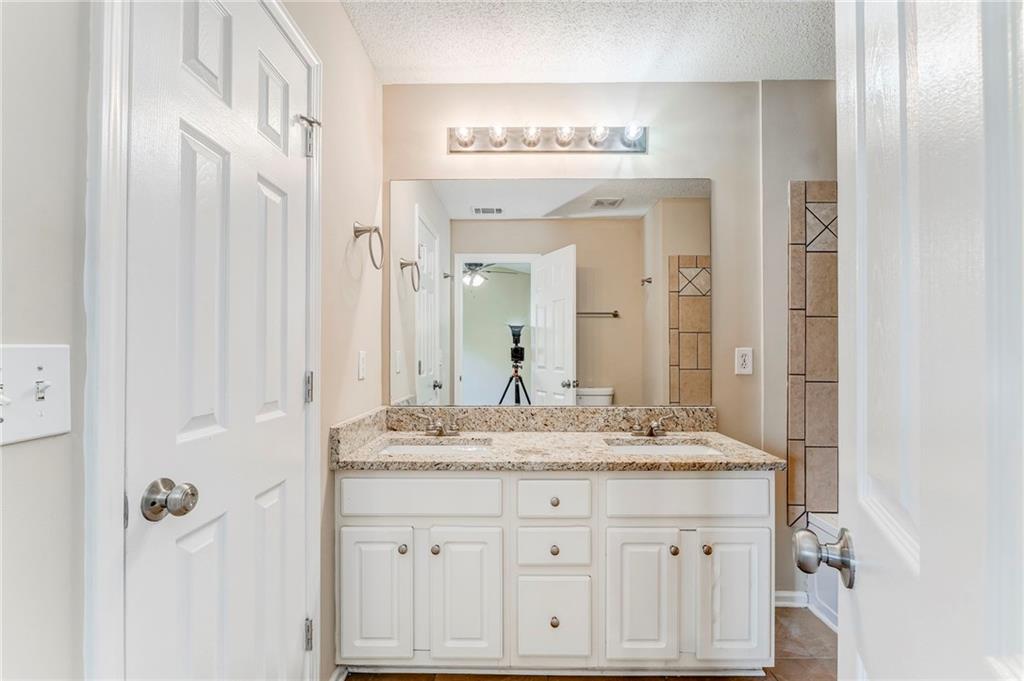 209 Enterprise Path Property Photo 9