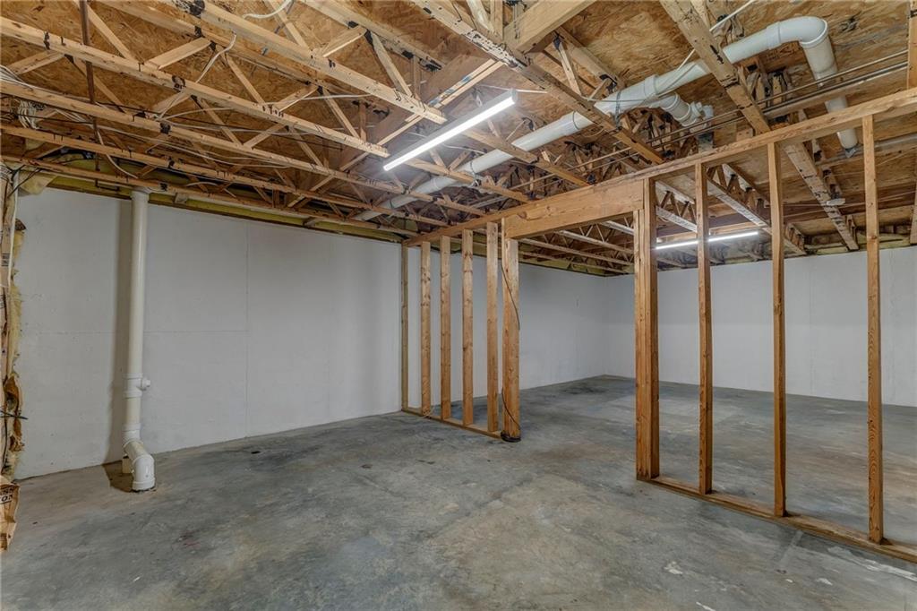 209 Enterprise Path Property Photo 21