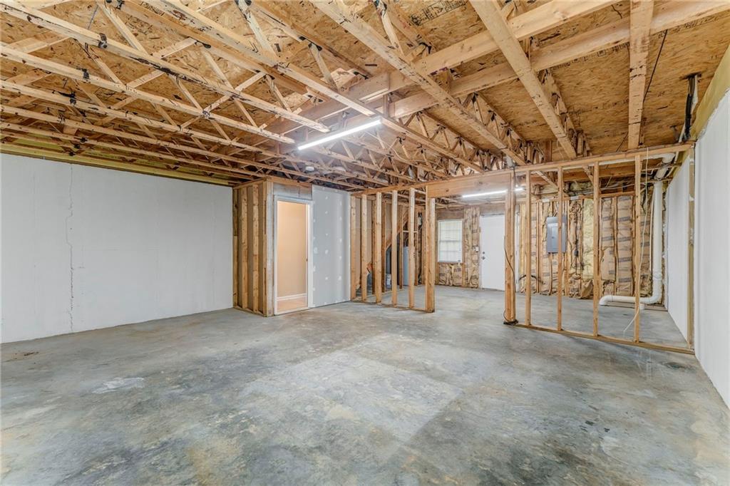 209 Enterprise Path Property Photo 23