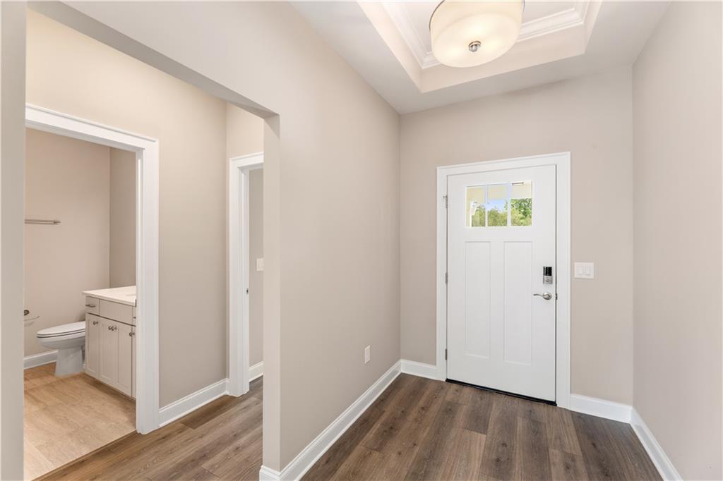 3347 Fishpond Circle Property Photo 5