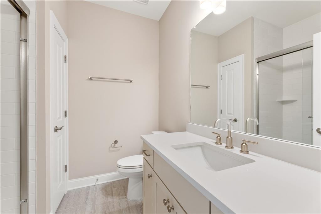3347 Fishpond Circle Property Photo 6