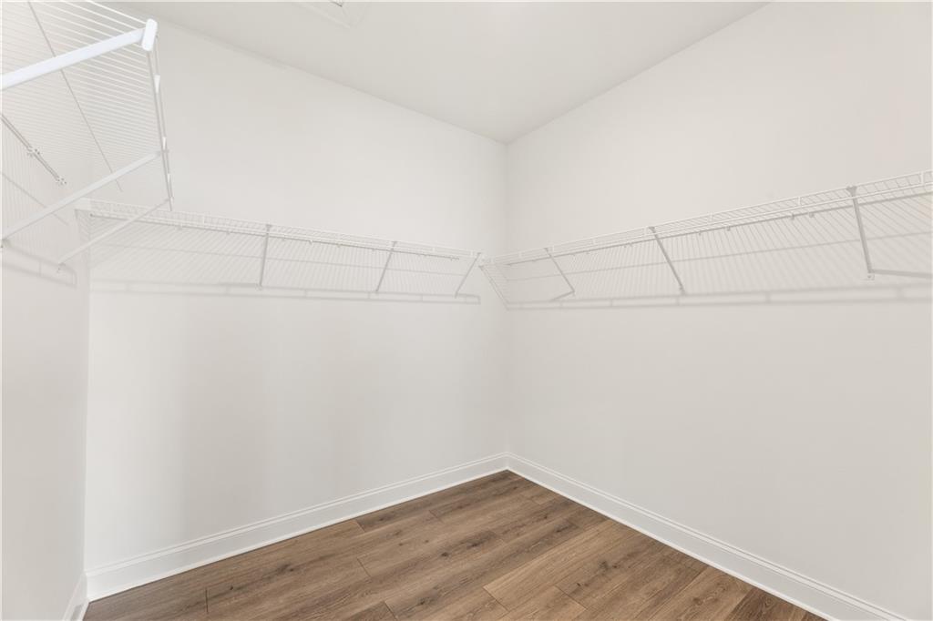 3347 Fishpond Circle Property Photo 18