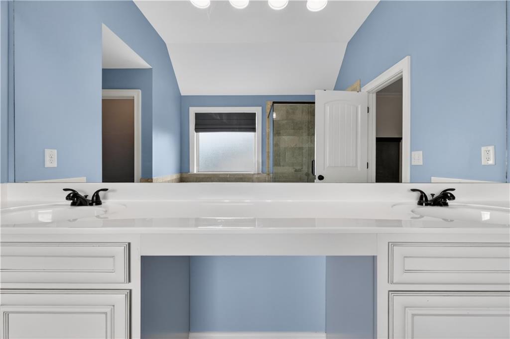 2098 Harmony Drive Property Photo 32