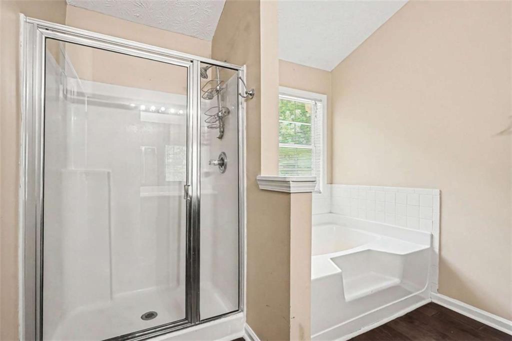 2075 Heatherton Road Property Photo 17