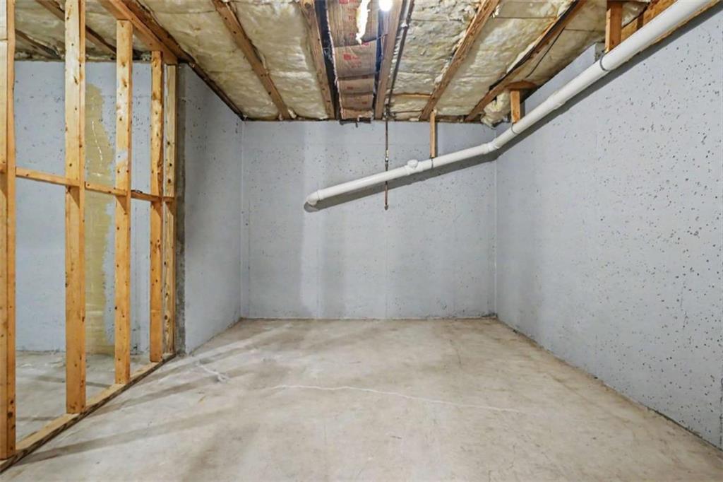 2075 Heatherton Road Property Photo 22