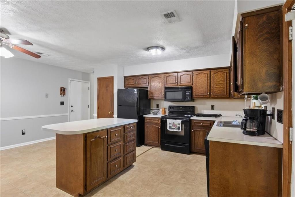 6932 Buckeye Way Property Photo 10