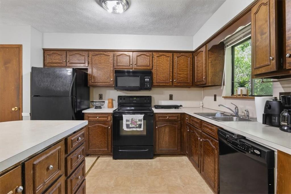 6932 Buckeye Way Property Photo 12