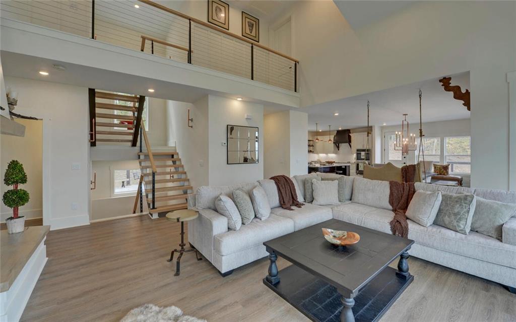 7787573 Property Photo 13