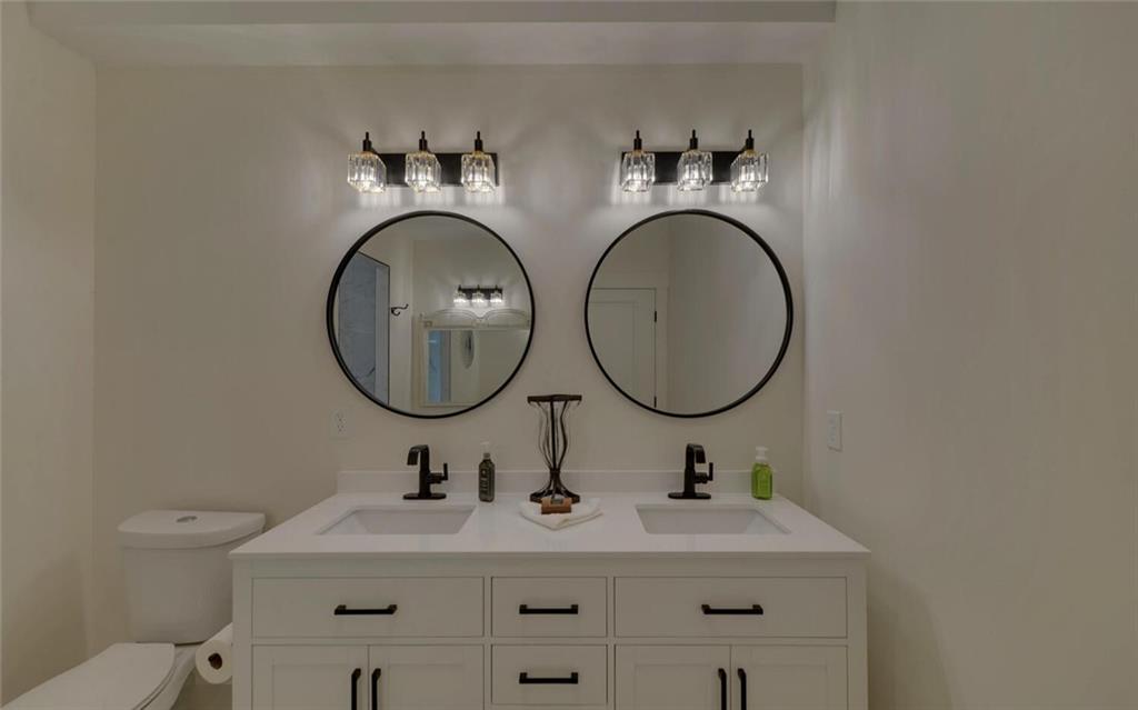 7787573 Property Photo 22