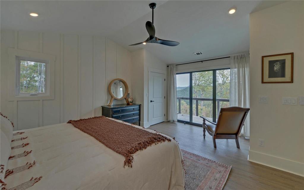 7787573 Property Photo 40