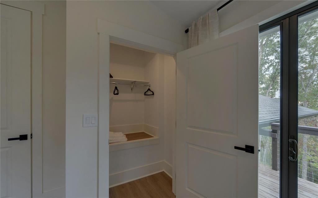 7787573 Property Photo 53