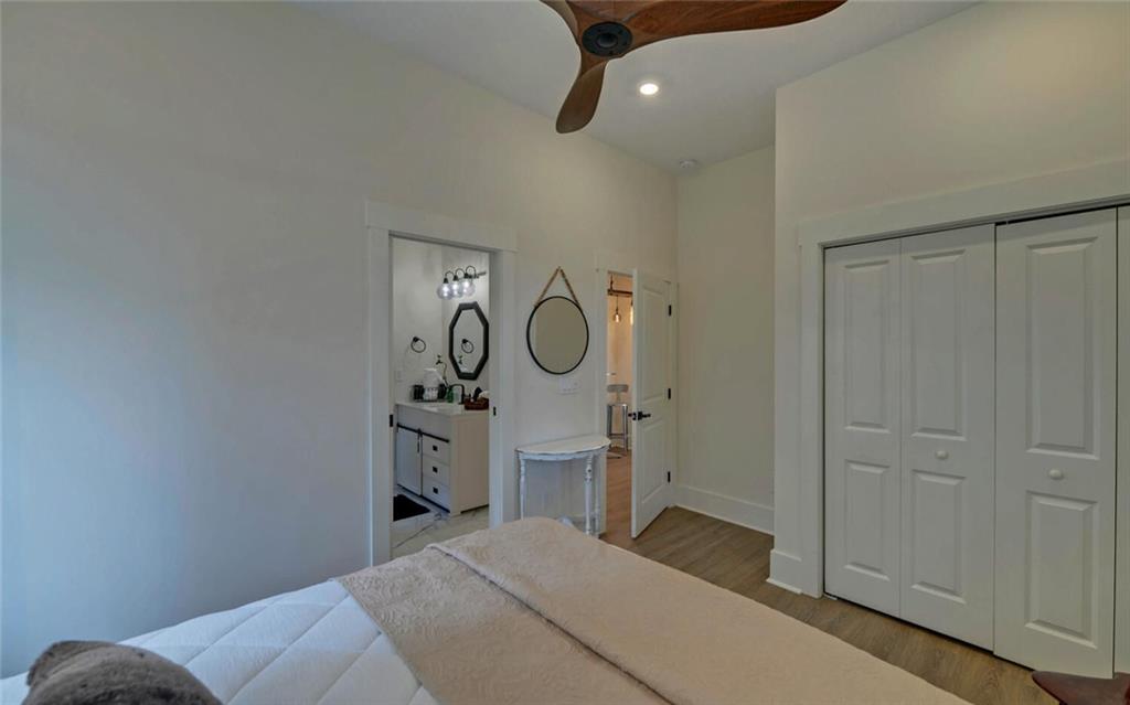 7787573 Property Photo 65