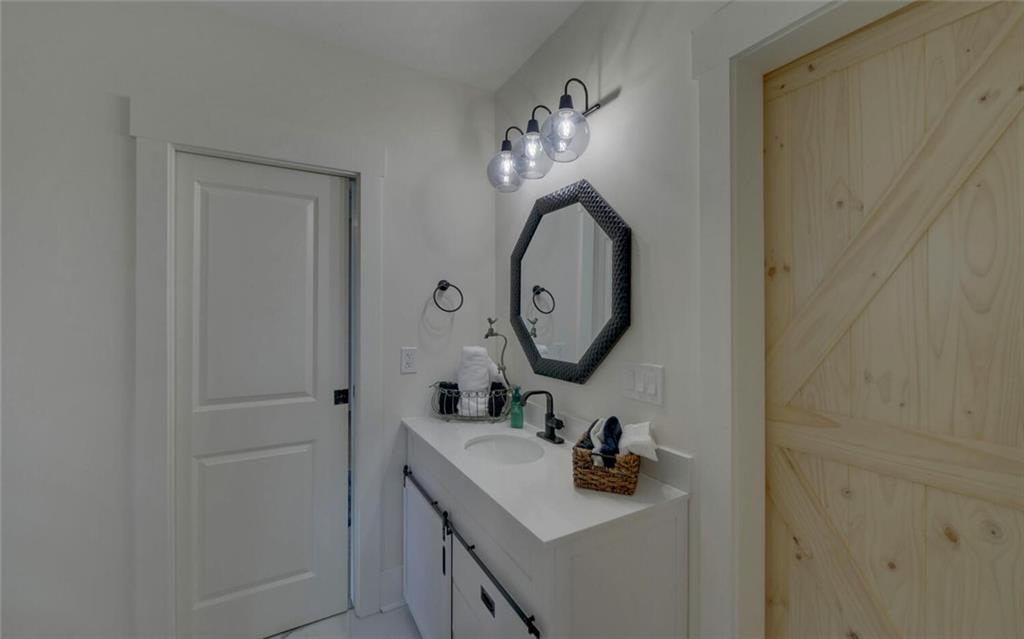 7787573 Property Photo 66
