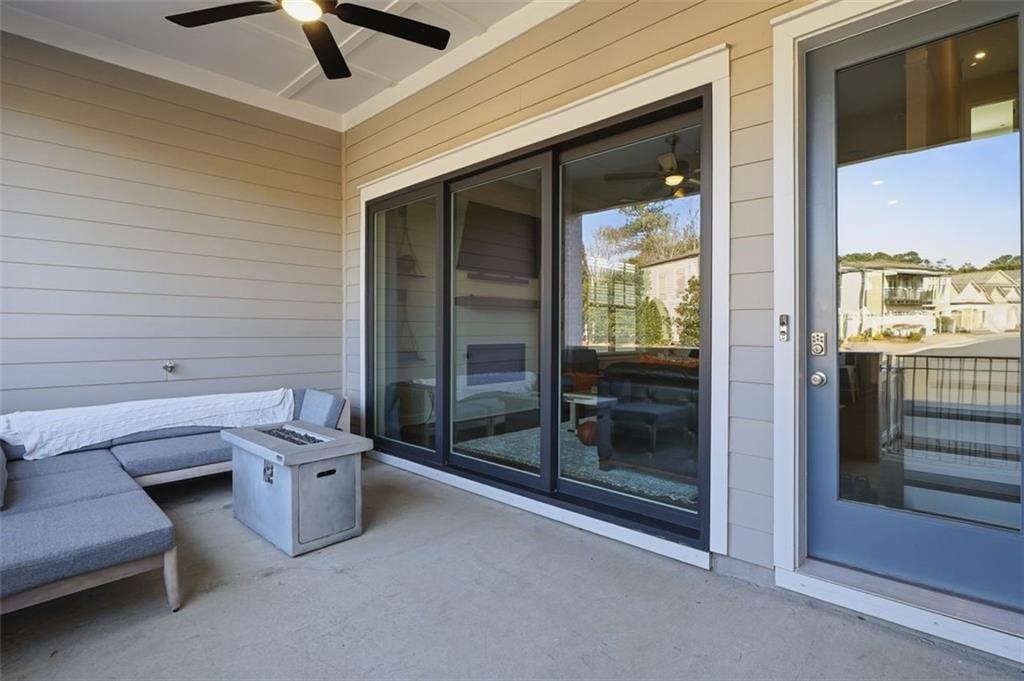 611 Stickley Oak Way Property Photo 4