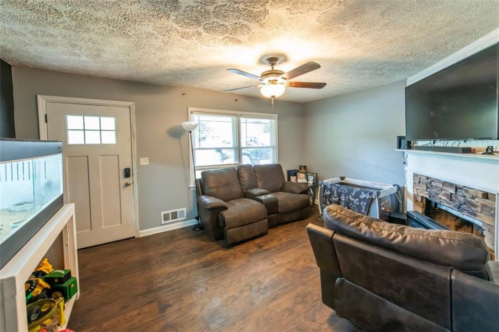 303 Wildwood Drive Property Photo 12