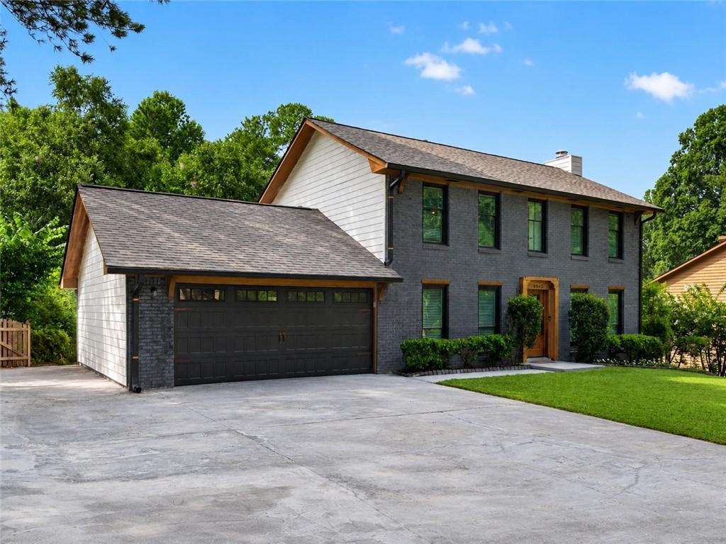 9945 Lake Forest Way Property Photo 1