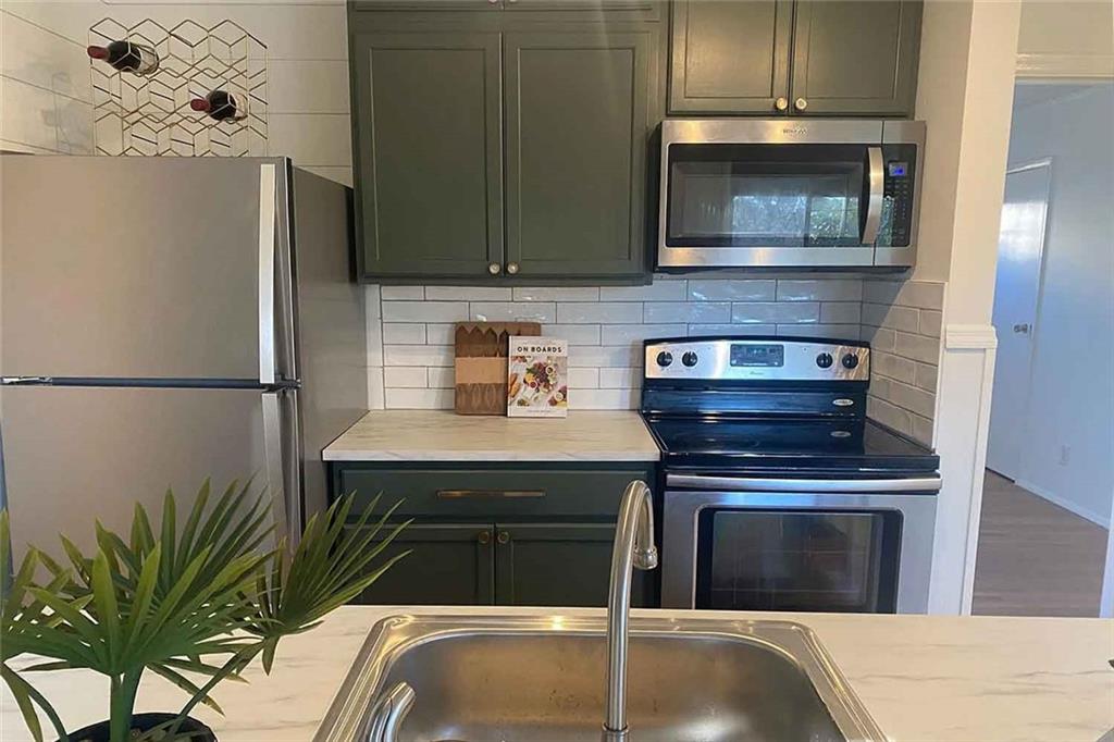 216 Devore Road Property Photo 4