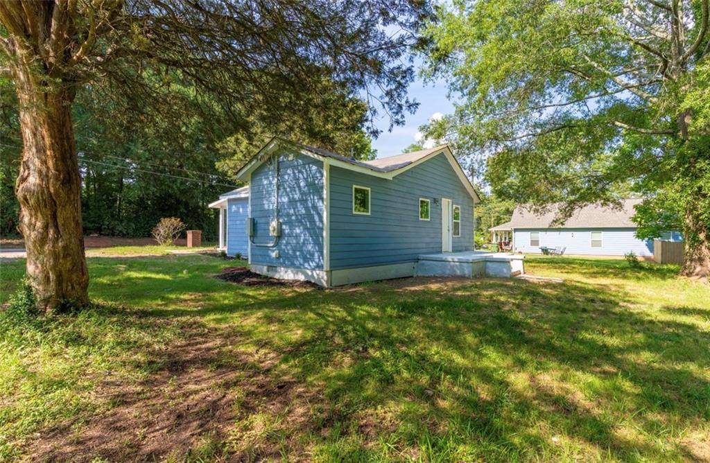 808 Davis Street Property Photo 25