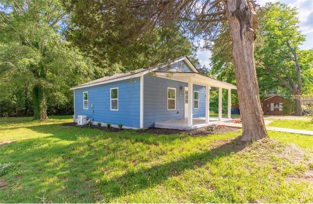 808 Davis Street Property Photo 29