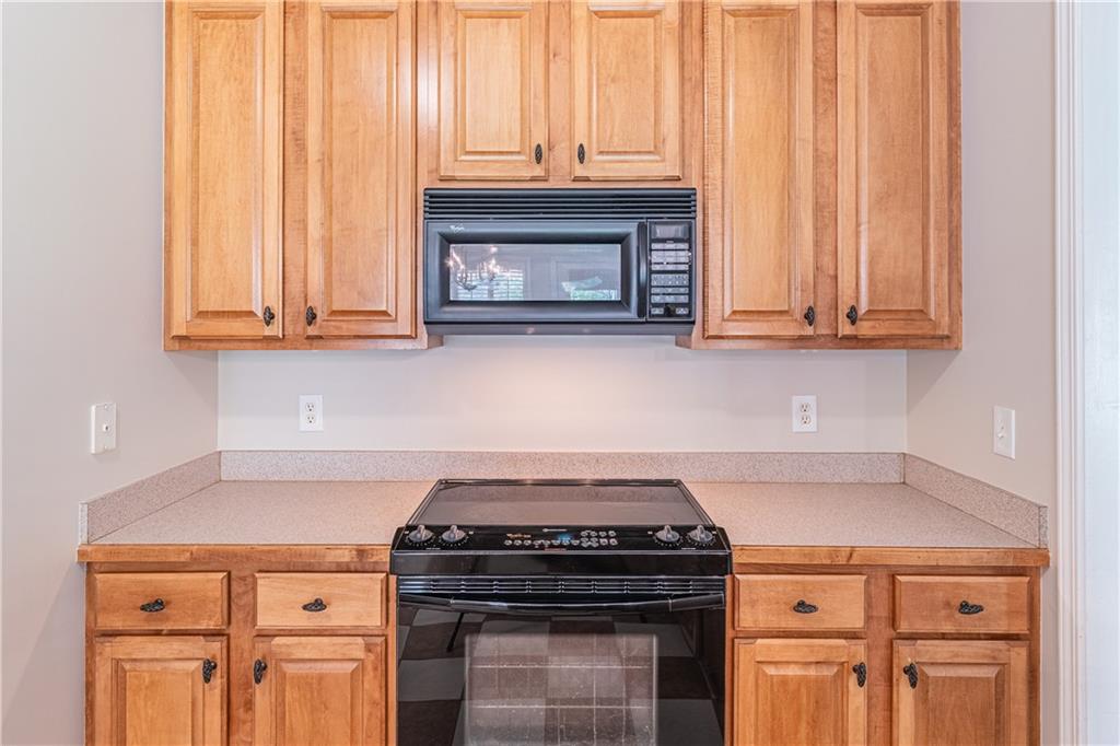 2649 Waters Edge Drive Property Photo 18