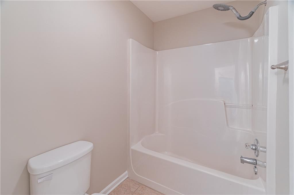 2649 Waters Edge Drive Property Photo 34
