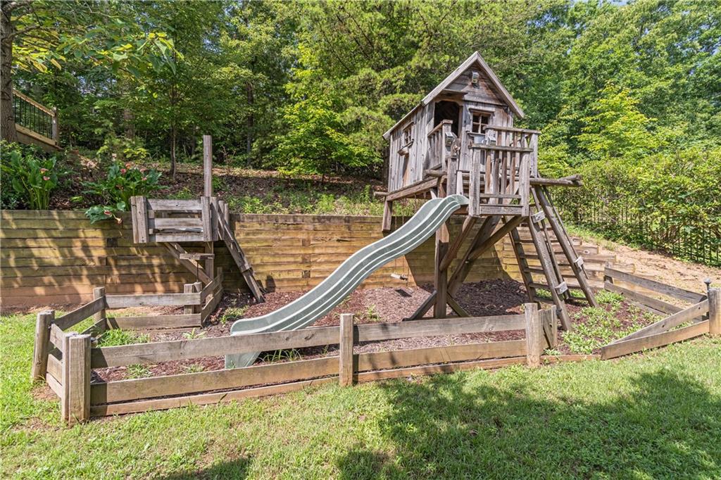 2649 Waters Edge Drive Property Photo 42