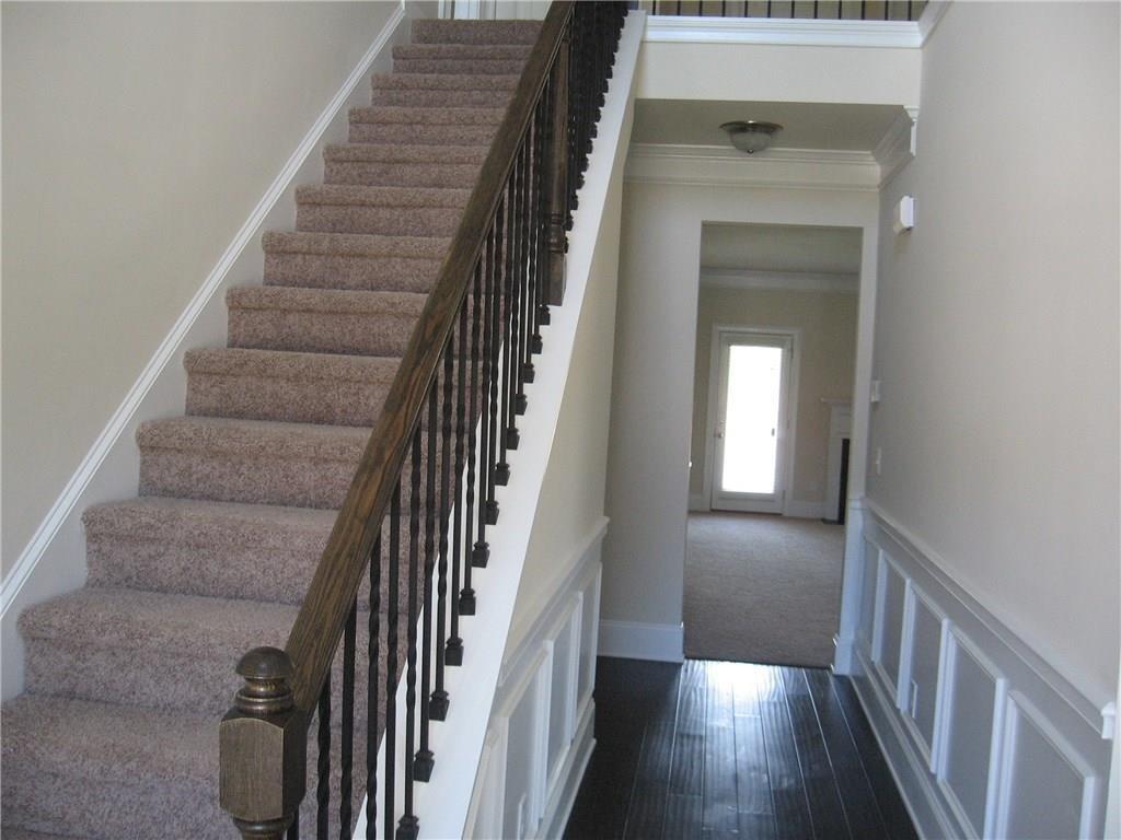 5685 Banner Boulevard Property Photo 3