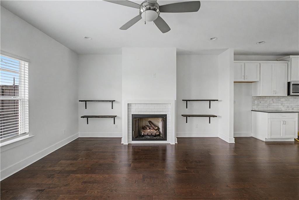 2169 Wiggins Walk Property Photo 4