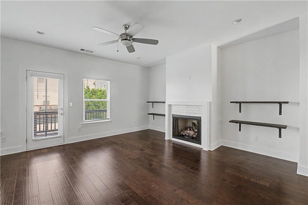 2169 Wiggins Walk Property Photo 5