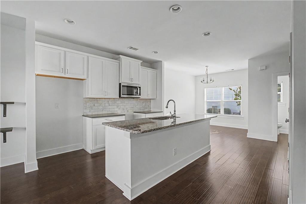 2169 Wiggins Walk Property Photo 8
