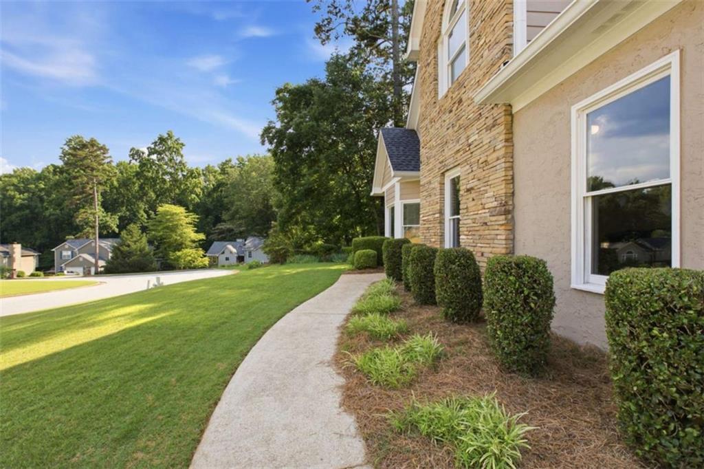 2084 York River Way Property Photo 4