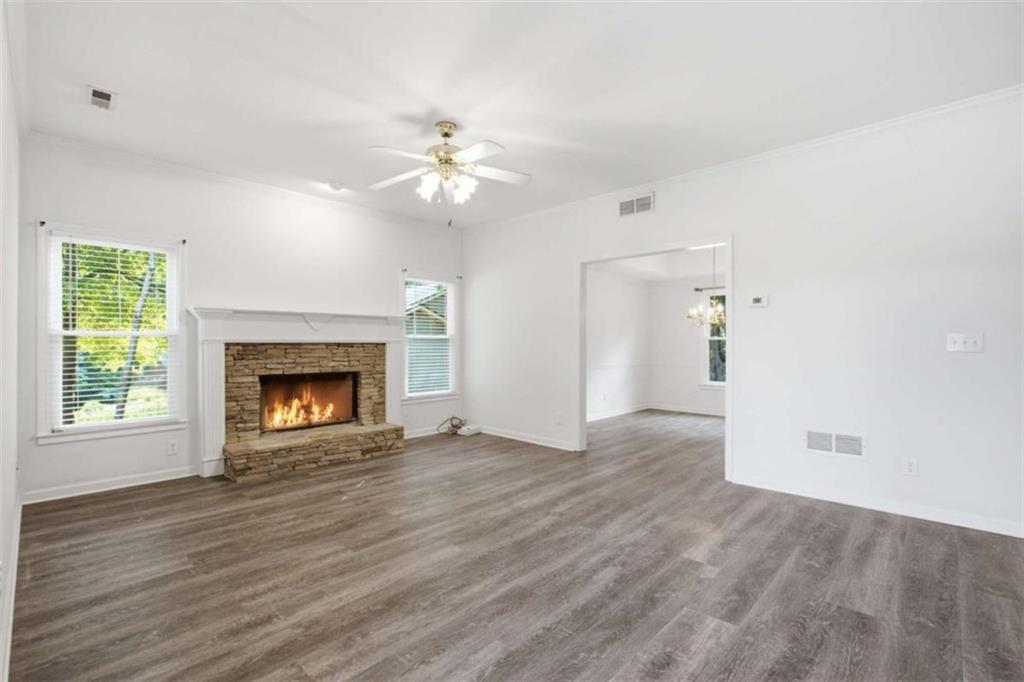 2084 York River Way Property Photo 5