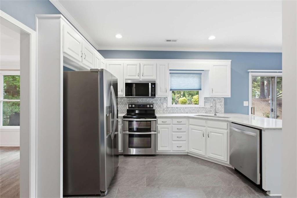 2084 York River Way Property Photo 15